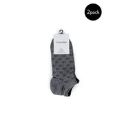 Zweierpackung grau Calvin Klein Knöchelsocken mit sich wiederholendem CK-Muster für die Herren-Frühjahr/Sommer-Kollektion