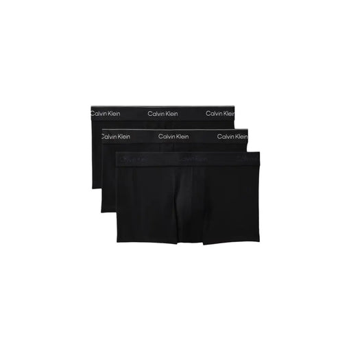 Schwarz Calvin Klein Boxershorts mit dezentem weißen Logostreifen, entworfen für Herrenunterwäsche