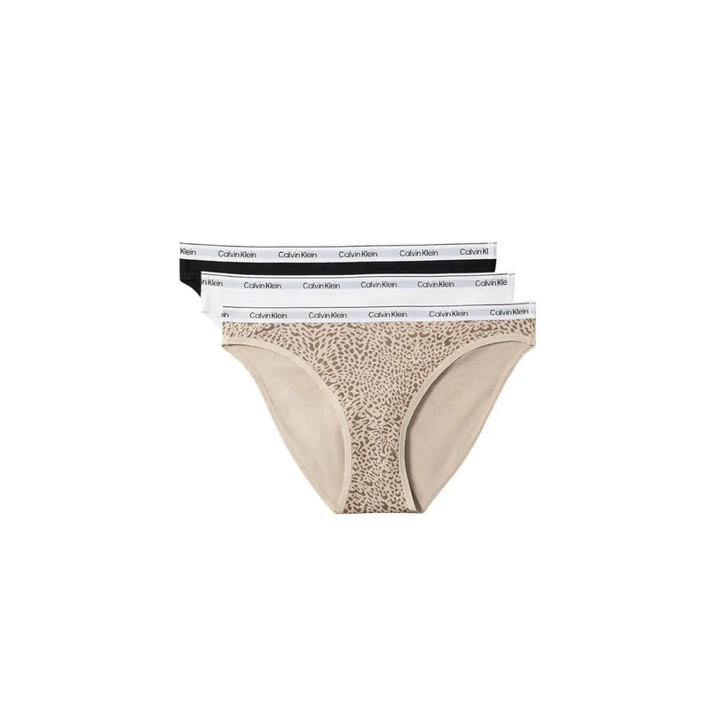 Calvin Klein Damen-Bikini-Unterwäsche-Set aus Baumwolle in Schwarz, Weiß und Beige mit Leopardenmuster und Markenbund.