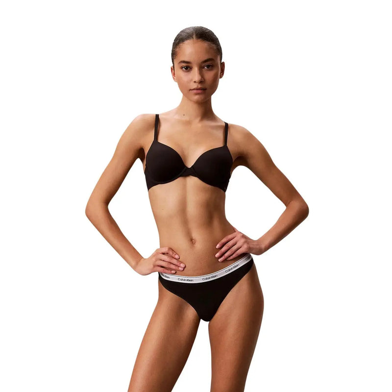 Schwarzer Calvin Klein Baumwoll-Tanga mit weißem Bund und Markenlogo, 3er-Packung