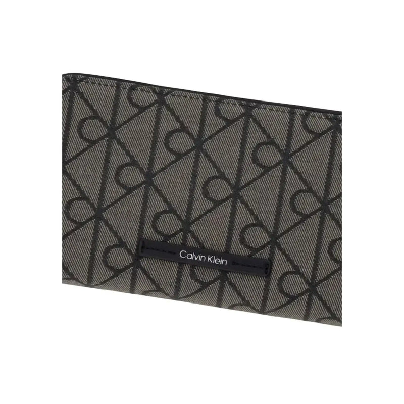 Schwarze Calvin Klein Damen-Geldbörse mit Emblem aus schwarzem Polyester mit dunkelgrauem geometrischem Muster, 11 cm groß