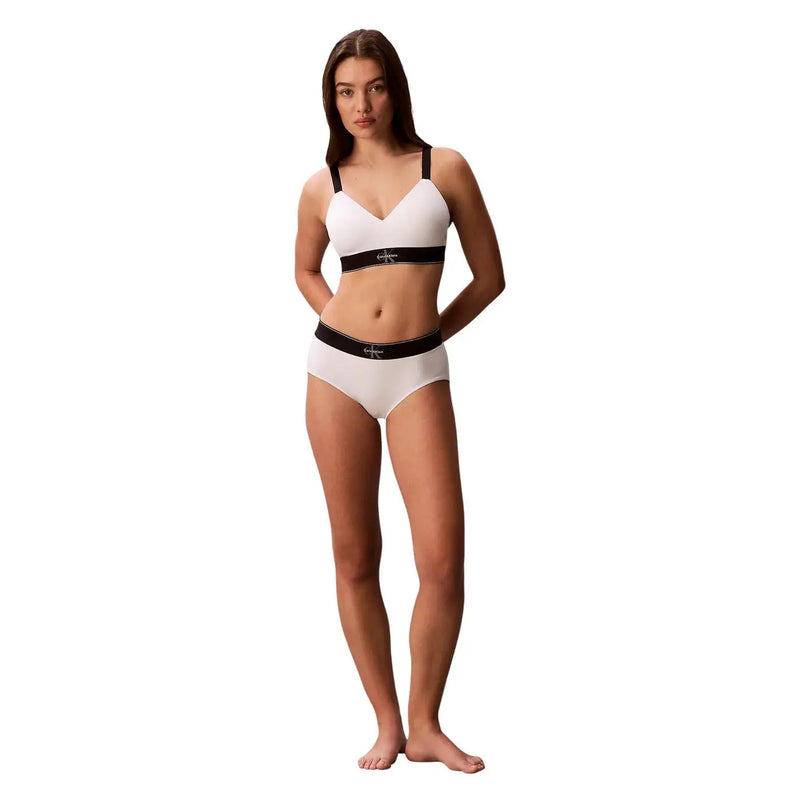 Weißes, leicht gefüttertes Bralette- und Unterwäsche-Set von Calvin Klein mit schwarzem Besatz aus weichem, atmungsaktivem Stoff
