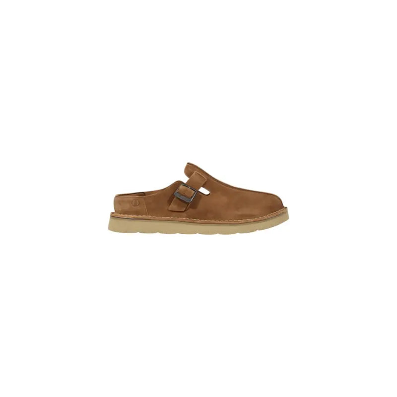 Clarks Herrenpantoffeln aus beigefarbenem Leder mit hellbraunem Wildleder-Obermaterial, Metallschnalle und hellbeiger Gummisohle, Größe 10