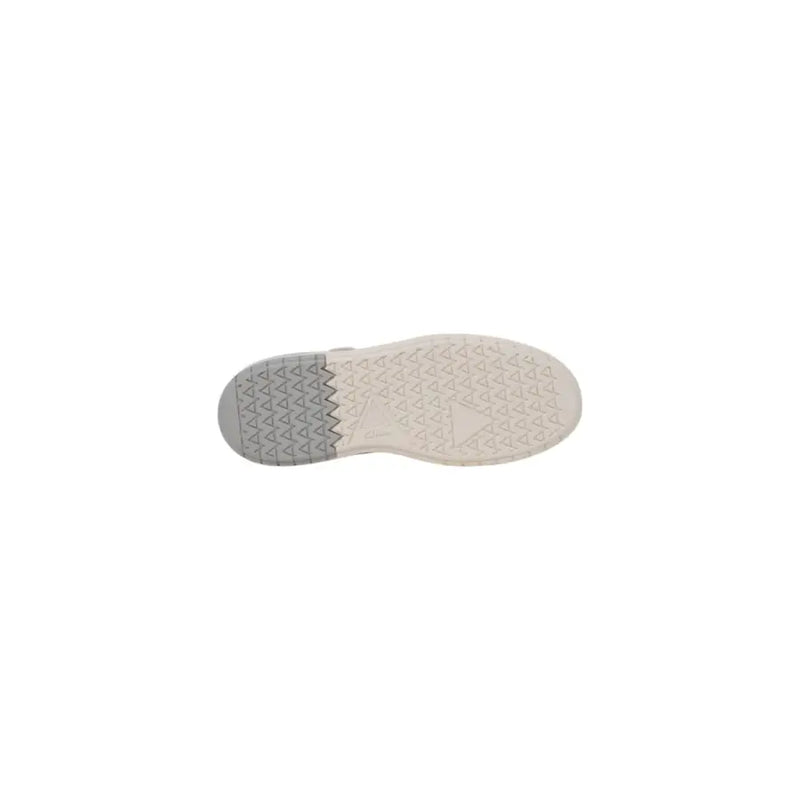 Weiße Herren-Sneaker von Clarks aus Leder mit weiß-grauer Gummisohle und dreieckigem Profil