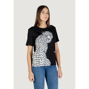 Colcci women black short sleeve round neck t-shirt with bold white and black leopard print graphic on front