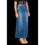 Colcci women blue medium-wash denim maxi skirt with straight-leg cut and visible stitching fall winter collection