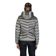 Die graue Damen-Kapuzenjacke von Colmar Originals aus Polyester besticht durch ihr elegantes, metallisch-graues Steppdesign mit Kapuze und Steppung.
