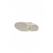 Converse women leather beige chuck 70 platform sandal with textured geometric sole and minimalist design