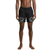 Schwarze Herren-Badeshorts aus Polyester von County of Milan mit auffälligem weißen Schlangenmuster an den Unterschenkeln