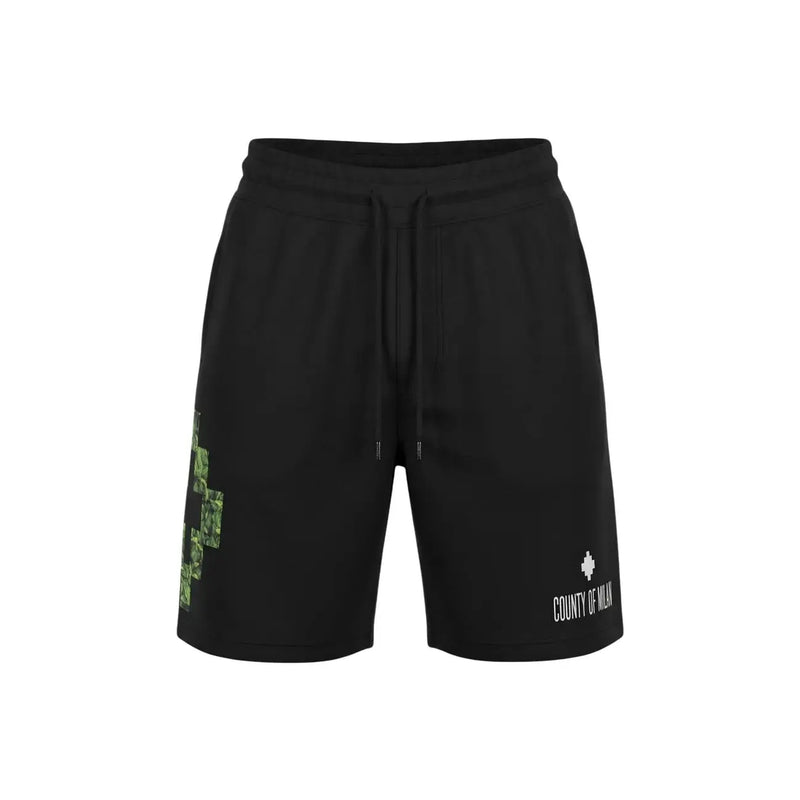 County Of Milan Shorts für Herren in Schwarz mit grünem Pixelkreuz und weißem Logo, Vorderansicht