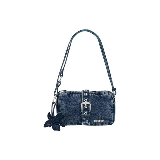 Desigual blaue Denim-Schultertasche mit silberner Schnalle und schwarzem Blumenanhänger