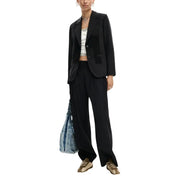 Schwarzer Blazer aus strukturiertem Stoff mit kontrastierenden Samt-Patchwork-Details aus der Desigual Damenkollektion aus Polyestergemisch.