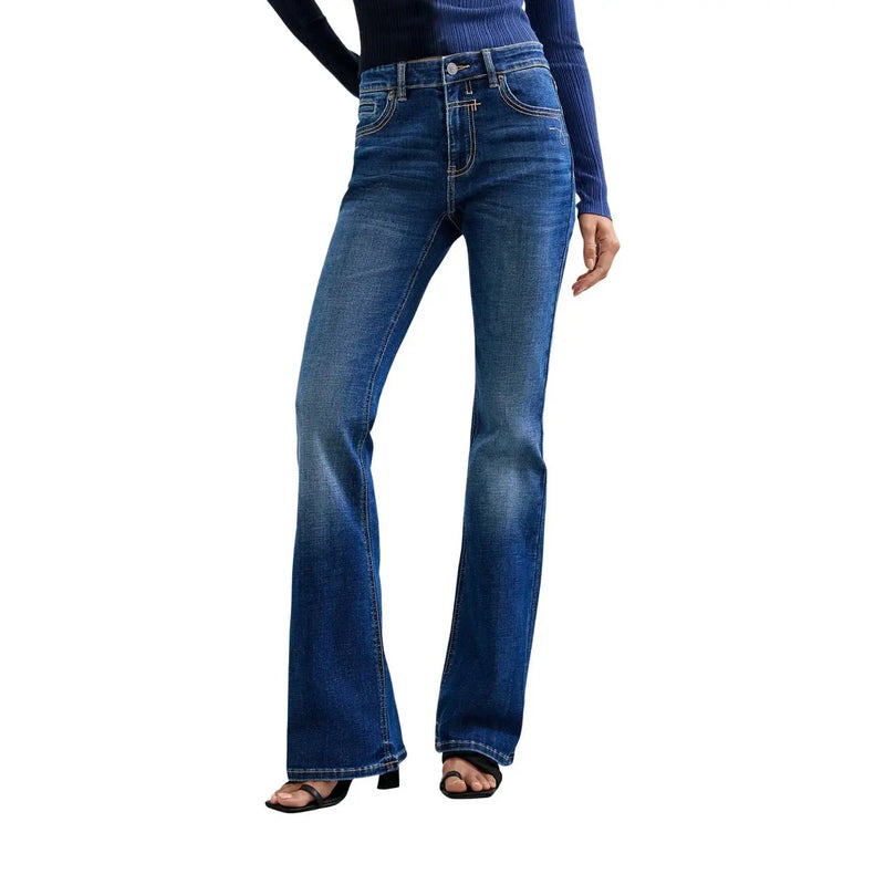 Desigual Damen-Jeans Lindsay aus blauem Baumwoll-Denim mit klassischem hohem Bund und dezenter Waschung für einen lässigen Used-Look