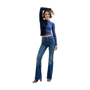 Desigual Damen-Jeans Lindsay aus blauem Baumwoll-Denim mit ausgestelltem Bein, klassischem Five-Pocket-Design und dezenter Waschung für einen lässigen Used-Look