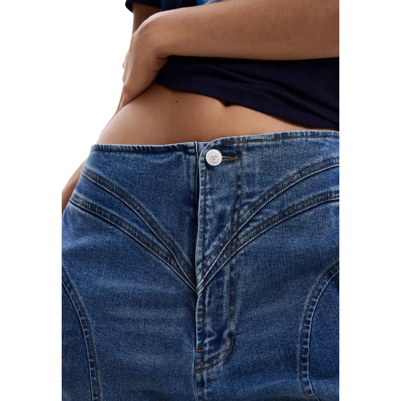 Desigual Damen-Jeans aus blauem Baumwoll-Stretch-Denim mit silbernem Knopf am Bund