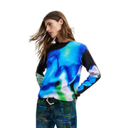 Desigual Damenpullover in Blau, schmal geschnitten, aus Acrylmischgewebe, mit lebhaftem blau-grün-violettem Muster und schwarzen Kontrastärmeln