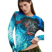Desigual Damenpullover aus blauer Viskose mit einem lebhaften, abstrakten Blumenmuster in Blau und Rot und strukturiertem Stoff