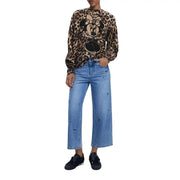 Desigual Damenpullover aus braunem Acrylmischgewebe mit Leopardenmuster, Rundhalsausschnitt und schwarzem Minnie-Mouse-Motiv auf der Vorderseite