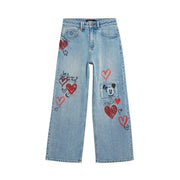 Desigual Damen-Jeans aus hellblauem Baumwoll-Denim mit roten Herzchen-Verzierungen und Mickey-Mouse-Aufnäher am Oberschenkel