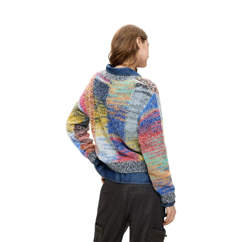 Desigual Damenpullover aus rotem Wollmischgewebe mit lebhaftem, mehrfarbigem Patchwork-Muster in Blau, Rosa, Gelb und Grau