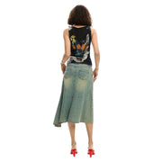 Desigual Damen ärmelloses schwarzes top mit lebhaftem floralem und abstraktem Design, kombiniert mit einem hellen Jeansrock