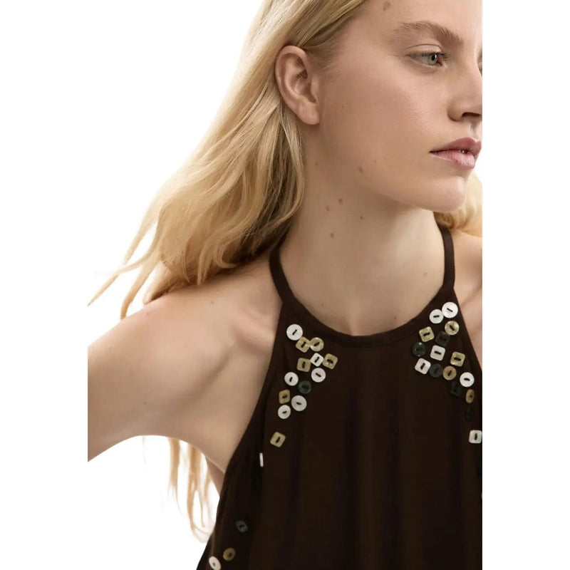 Desigual Damen braunes ärmelloses Lyocell-Top top mit rundem Halsausschnitt und dekorativen weißen und goldenen Knöpfen am schwarzen Neckholder-Ausschnitt