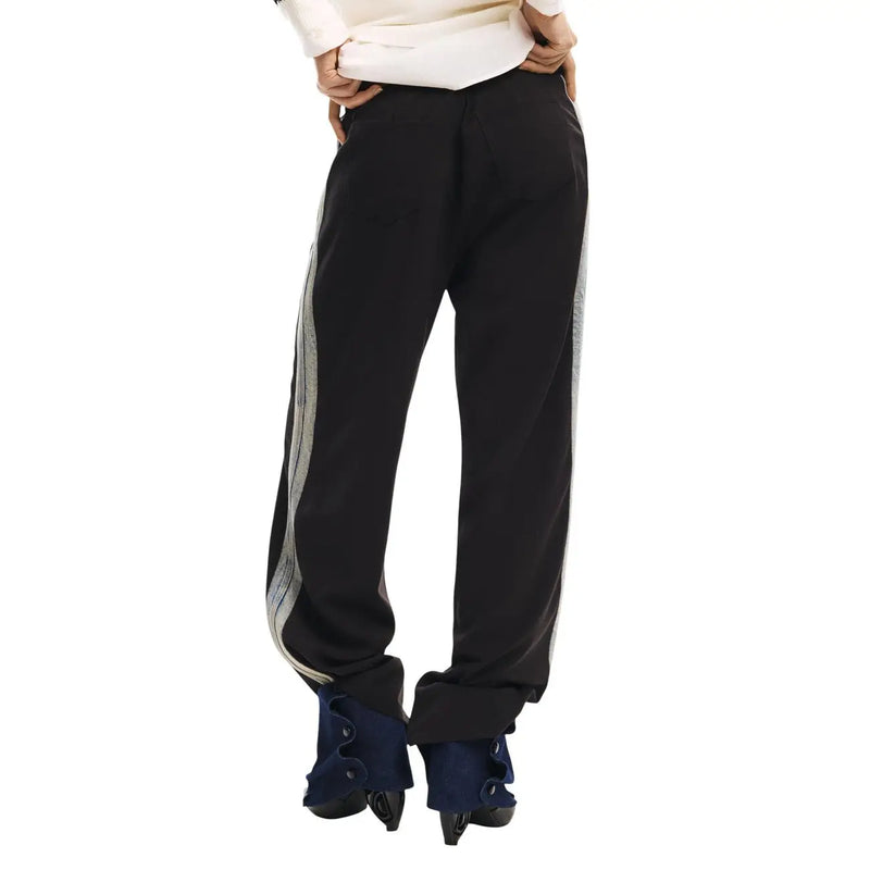 Desigual Damenhose, schwarze, schmal geschnittene Trainingshose aus Baumwollmischgewebe mit silbernen Reflexstreifen und umgeschlagenen Säumen