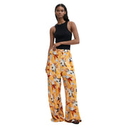 Weit geschnittene Hose mit leuchtend gelbem Blumenmuster und orangefarbenen und weißen Akzenten aus leichtem Viskosegewebe von Desigual
