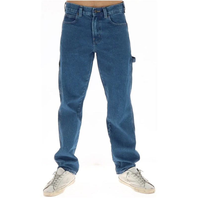 Dickies Herrenjeans aus blauem Denim mit fünf Taschen und aufgesetzten Cargotaschen an den Oberschenkeln, Vorderansicht