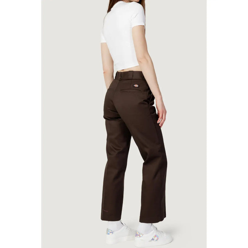 Braune Dickies Damenhose mit klassischer Passform, Baumwollmischung und dezenten Ziernähten, Cargohose, Vorderansicht