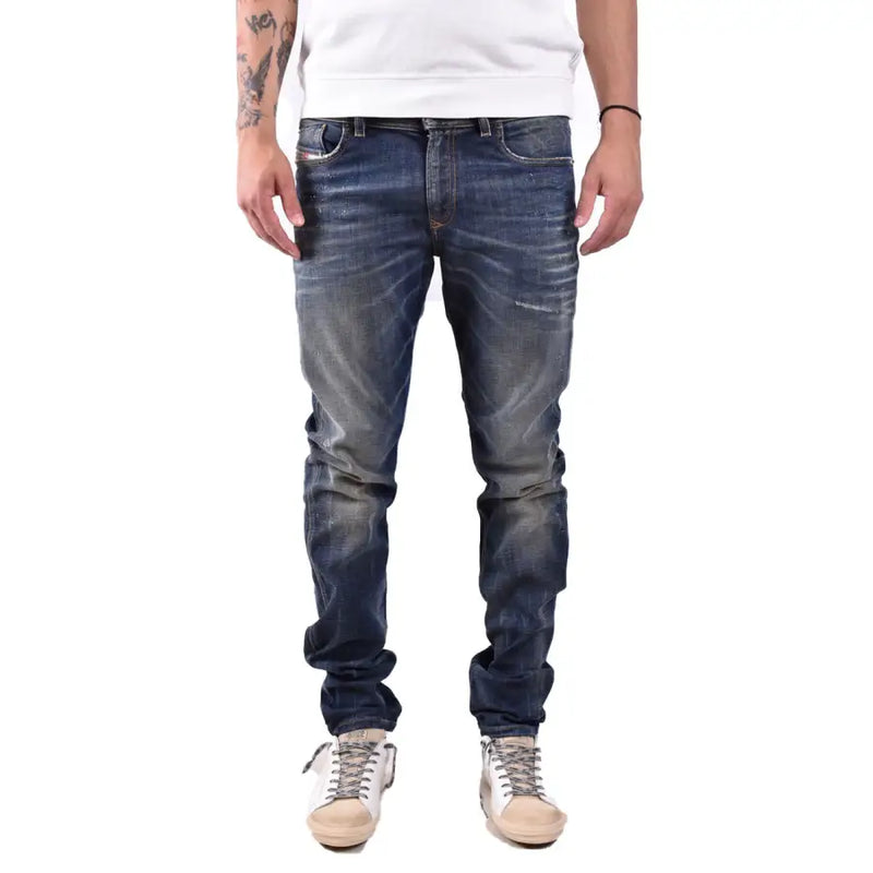 Diesel Herrenjeans, blau, Used-Look, dunkle Waschung, Baumwoll-Elasthan, schmale Passform mit dezenter Auswaschung und klassischen Nähten