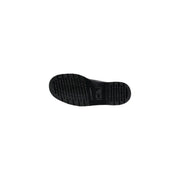 Schwarze Gummisohle mit profiliertem Sohlenmuster und geprägtem Markenlogo an schwarzen Dr. Martens Herren-Schnürstiefeln aus Leder.