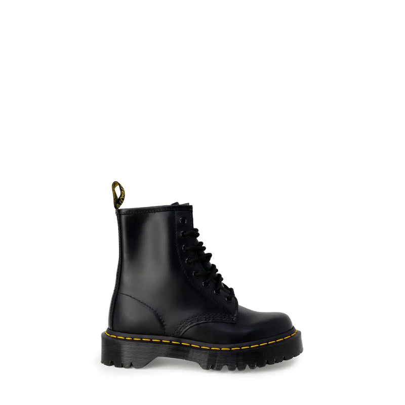 Black leather ankle boots by dr martens for women shown from the back ideal for fall and winter wear