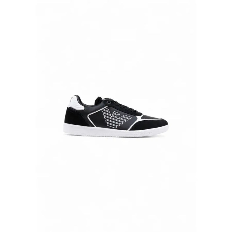 Emporio Armani Sneaker in Schwarz und Weiß mit elegantem Design.