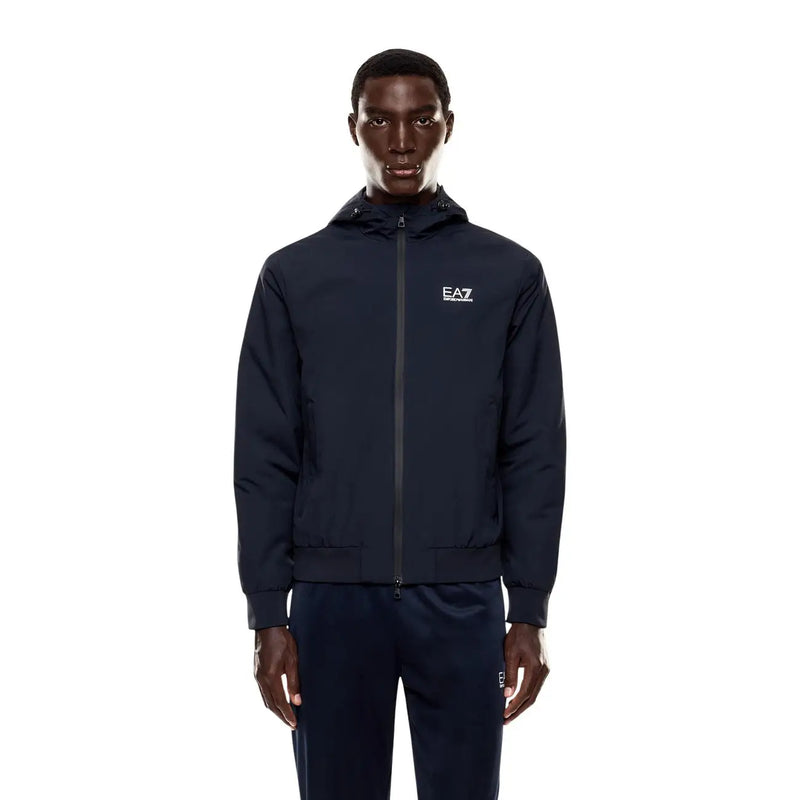 Marineblauer EA7 Herren-Kapuzenpullover aus Polyamid mit Reißverschluss und weißem Logo auf der Brust für Herbst und Winter