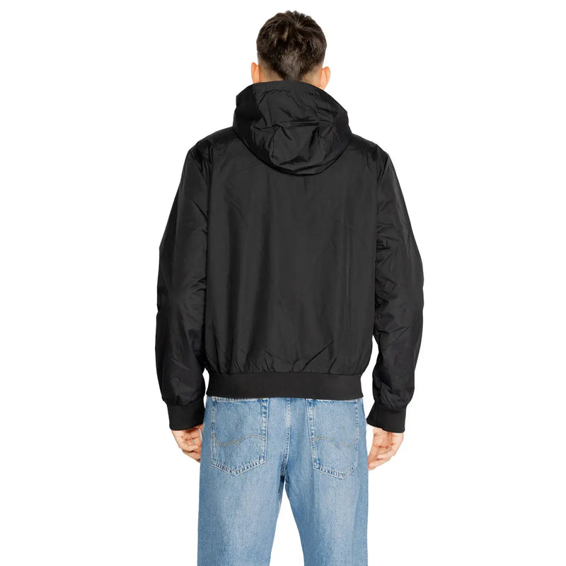 Ea7 Schwarze, wattierte Herrenjacke mit Kapuze aus glattem, leichtem Polyamidgewebe und gerippten Bündchen im Bomberjacken-Stil