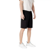 Ea7 men shorts black relaxed-fit with elastic waistband and subtle side seam detailing for comfortable wear