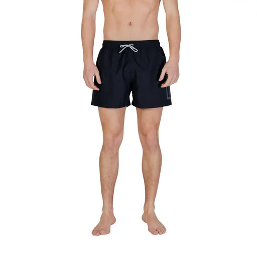 Ea7 Schwarze Herren-Badehose aus Polyester mit weißem Kordelzug und dezentem grauen Logo an der Seite