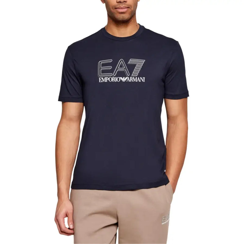 Marineblaue EA7 Emporio Armani Herrenschuhe t-shirt mit weiß umrandetem Logo und Markennamen auf der Brust