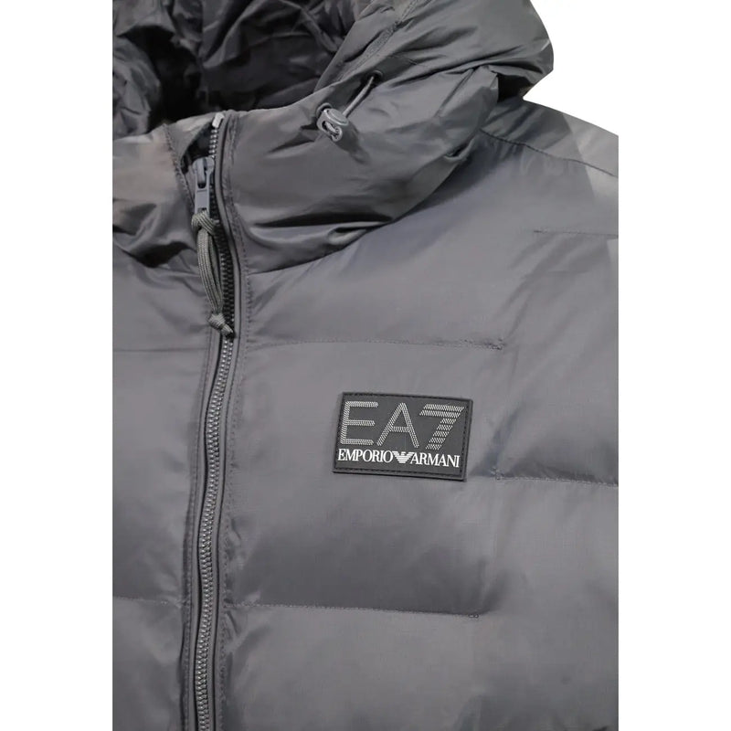 Ea7 Steppjacke für Herren in Dunkelgrau mit Steppmuster und Emporio Armani Logo-Patch (Vorderansicht)