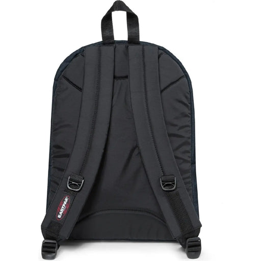 Schwarzer Eastpak Herrenrucksack aus Polyester mit gepolsterten Schultergurten und top Griff mit den Maßen 42x32x25,5 cm