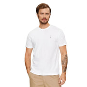 Gant Herren-T-Shirt, weiß, Rundhalsausschnitt, Kurzarm, 100 % Baumwolle, mit kleinem, gesticktem Logo auf der linken Brust.