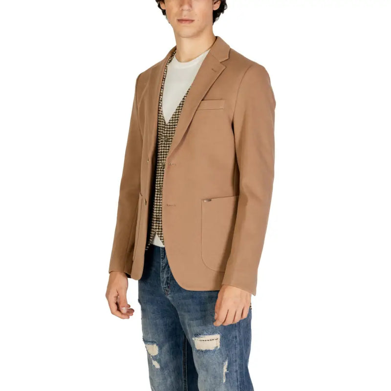 Gianni Lupo Beigefarbener Herrenblazer aus Baumwolle mit langen Ärmeln und elegantem, tailliertem Schnitt mit dezenter Struktur