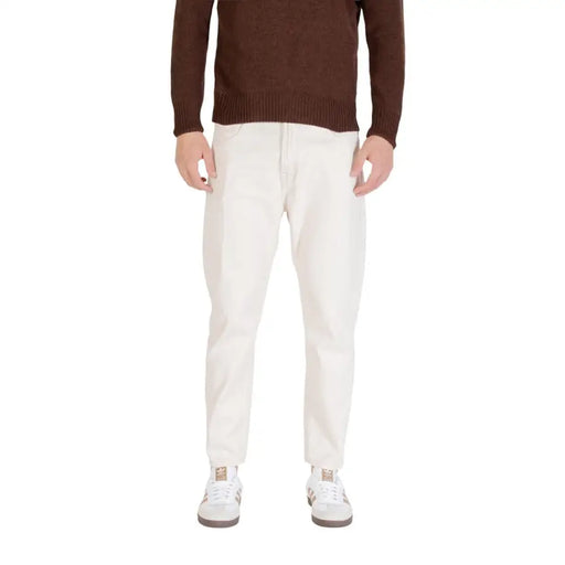 Cremefarbene Slim-Fit-Passform gianni lupo Herren-Jeans, weiße Baumwoll-Denimhose GL6228Q-F25 mit modernem Schnitt