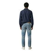 Eine hellblaue Jeans aus Denim mit klassischem Five-Pocket-Design und dezenter Waschung für Herren von gianni lupo
