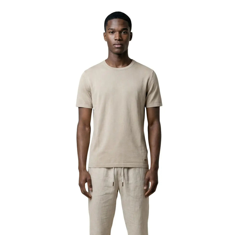 Beige short-sleeved crew neck t-shirt made of soft cotton fabric from Gianni Lupo men t-shirt collection