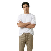 Gianni lupo Weißes Herren-T-Shirt aus Baumwolle mit kurzen Ärmeln, Rundhalsausschnitt und lockerer Passform.