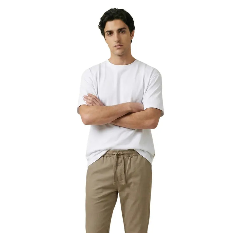 Gianni lupo Weißes Herren-T-Shirt aus Baumwolle mit kurzen Ärmeln, Rundhalsausschnitt und lockerer Passform.