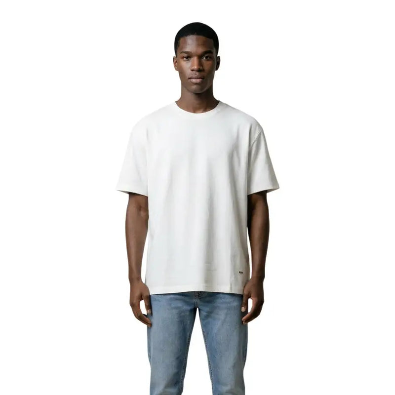 Gianni Lupo Weißes Herren-T-Shirt mit Rundhalsausschnitt, 100 % Baumwolle, lockerer Passform und dezentem Logo unten links.