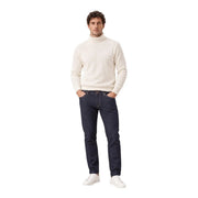 Gianni Lupo Rollkragenpullover für Herren in Creme mit gerippten Bündchen und Saum, getragen vom Model (Vorderansicht)